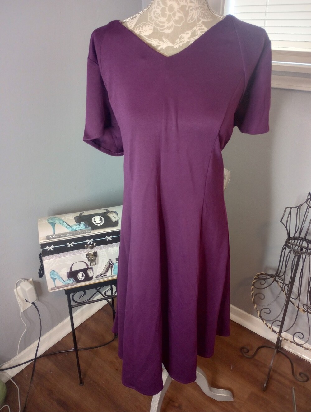 Roaman's Purple V‑Neck Short Sleeve Dress